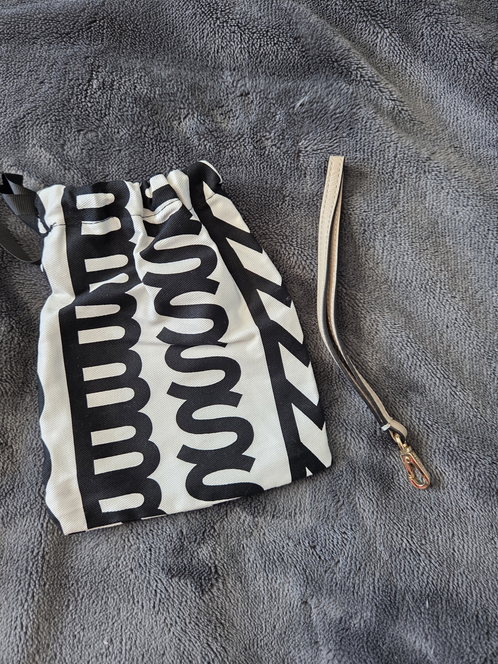 Marc Jacobs Black and White Wristlet Strap